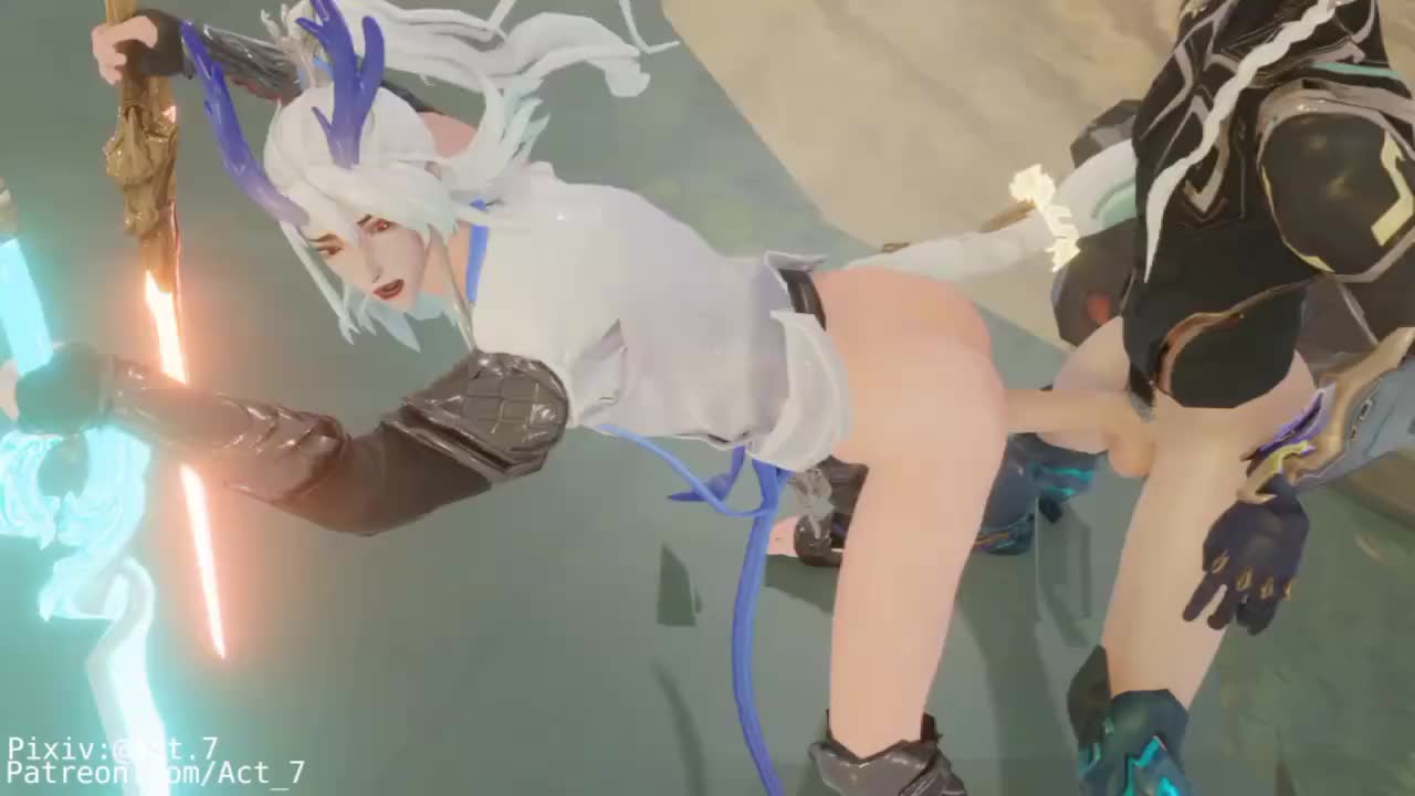 Porno: Xotinni olomon erkaklar sikishadi, er esa spermani yalaydi. Rus uy vazifasi vites ozgartirish dastagiga otirdi