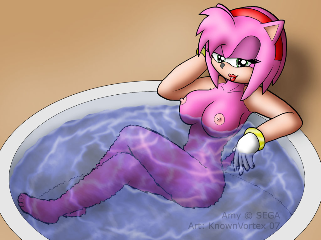 Naked Amy Rose