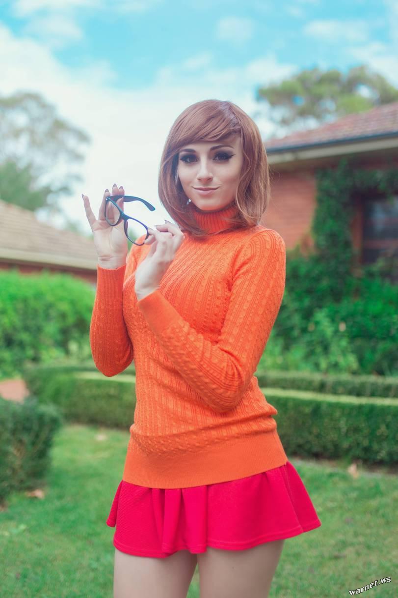 1089840 main Kayla Erin Velma Dinkley 001