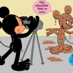6708036 Chocolate Mickey and Minnie 016
