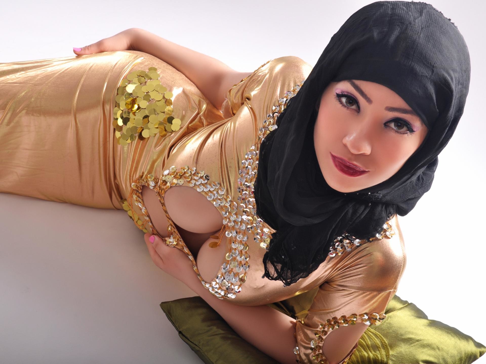 Arabian Girl Pussy